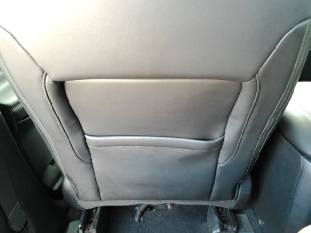 Used 2023 Ford Explorer XLT w/ Equipment Group 202A RWD image 30