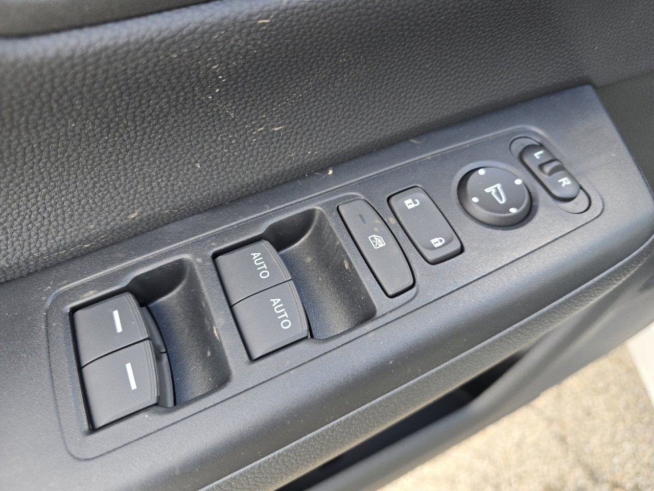 New 2026 Honda CR-V EX image 29