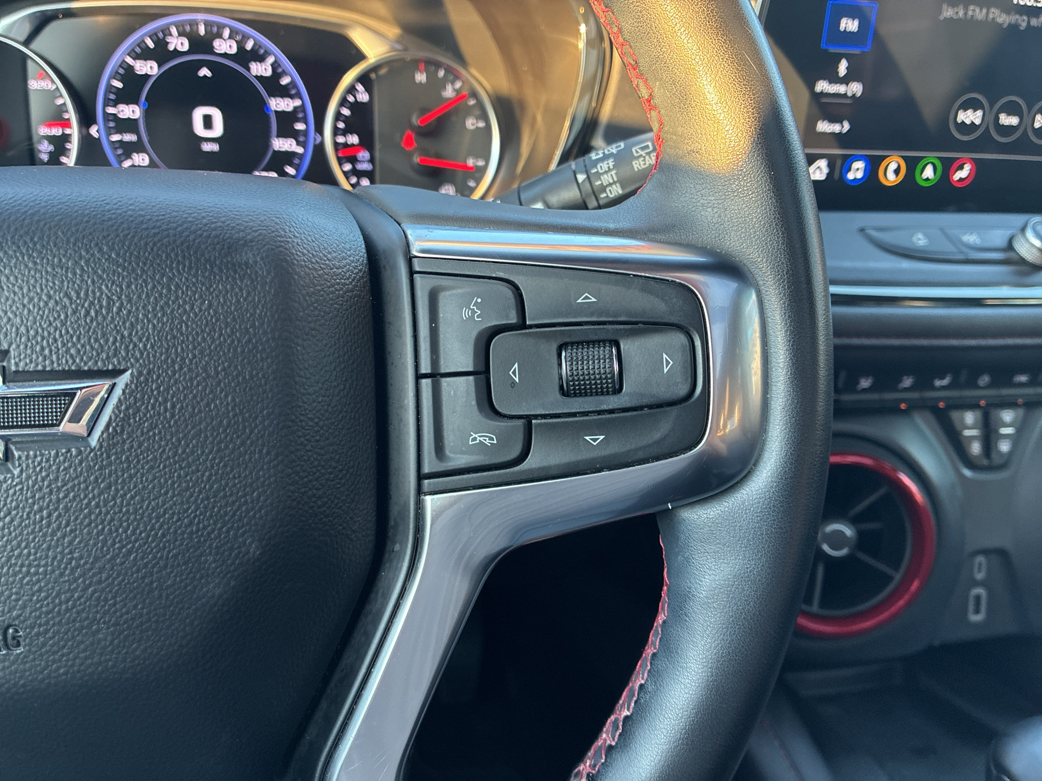 Used 2024 Chevrolet Blazer RS w/ Driver Confidence II Package FWD image 31