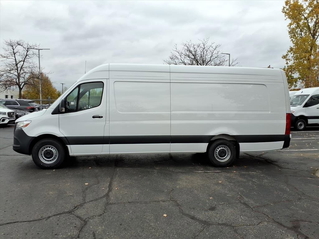 New 2025 Mercedes-Benz Sprinter 2500 image 2
