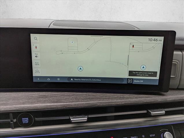 Used 2025 Hyundai Santa Fe Calligraphy image 17