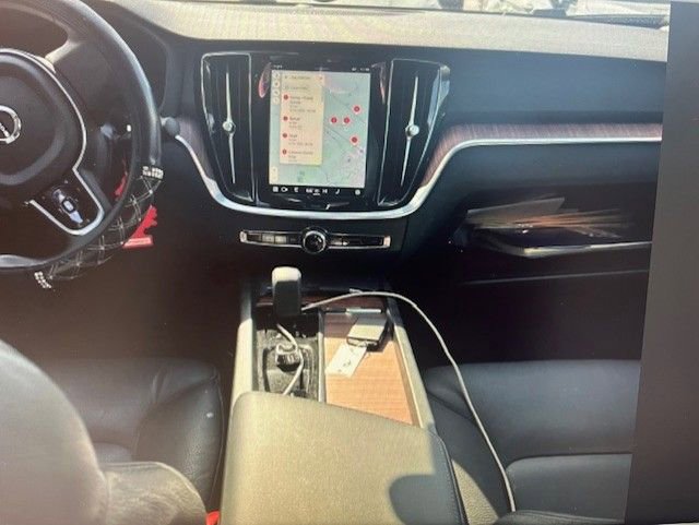 Used 2025 Volvo S60 B5 Plus image 5