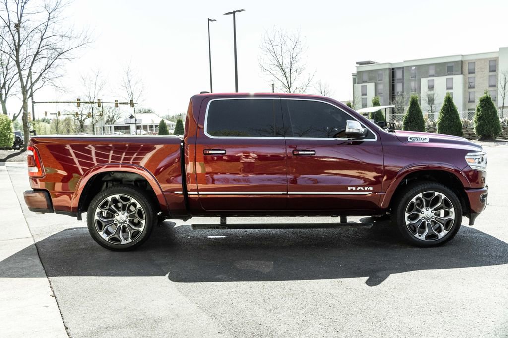 Used 2022 RAM 1500 Limited w/ Body-Colour Bumper Group AWD/4WD image 3