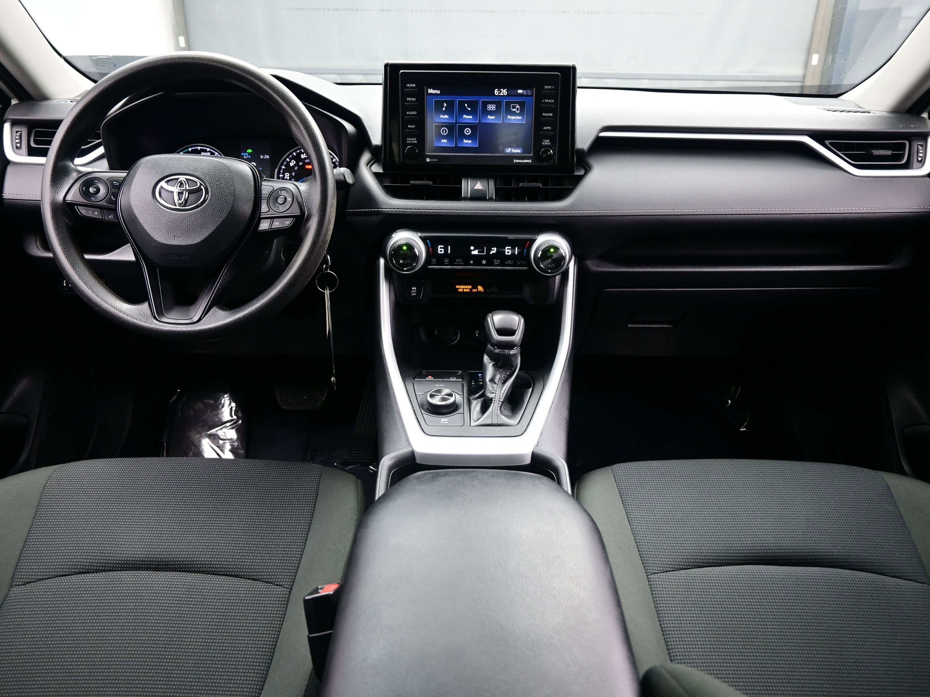 Used 2021 Toyota RAV4 LE AWD/4WD image 16
