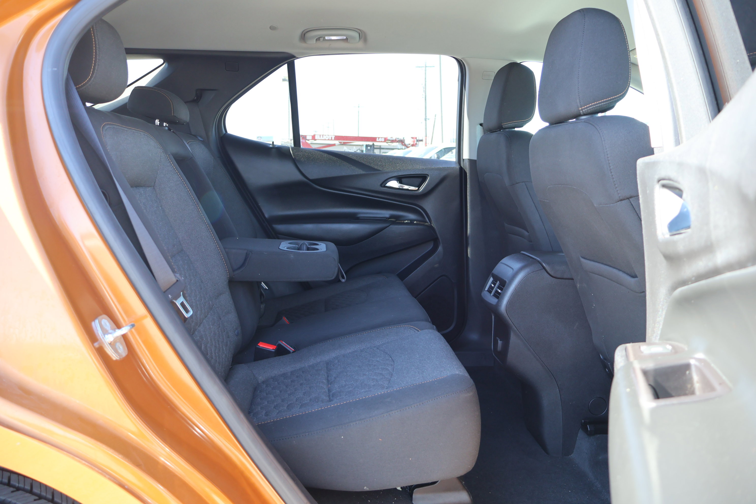 Used 2018 Chevrolet Equinox LT image 33