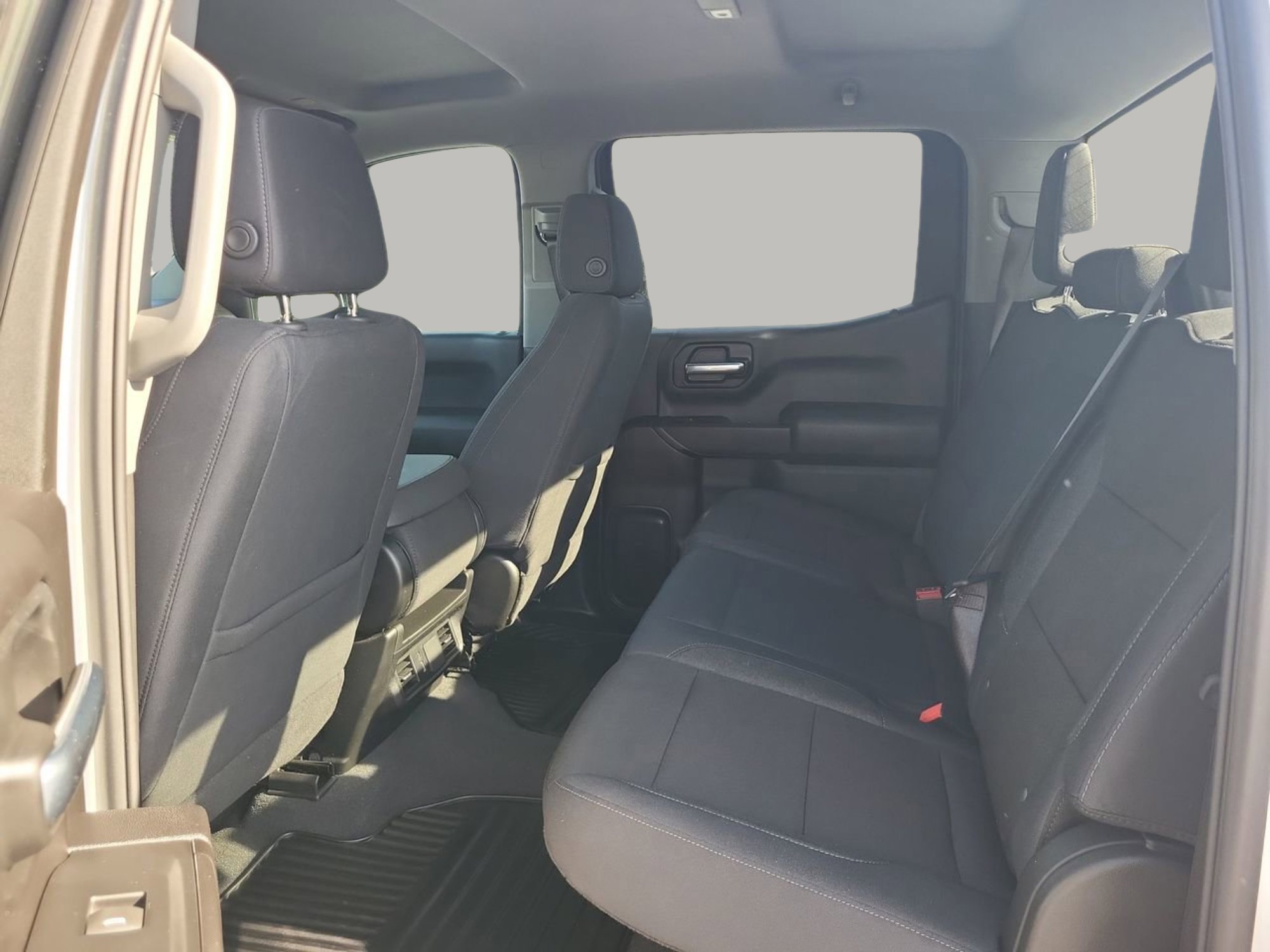 Used 2025 Chevrolet Silverado 1500 Custom image 11