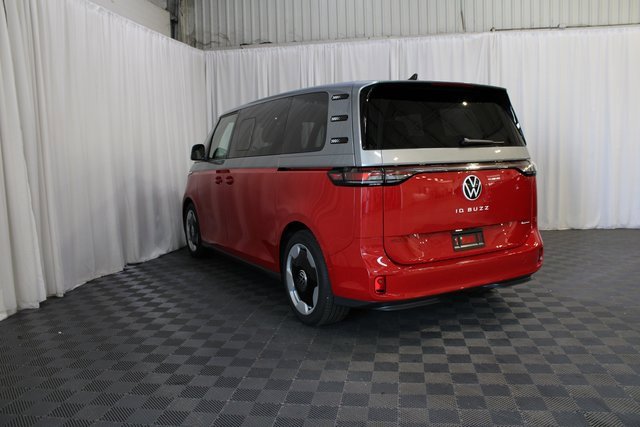New 2025 Volkswagen ID. Buzz Pro S Plus image 22