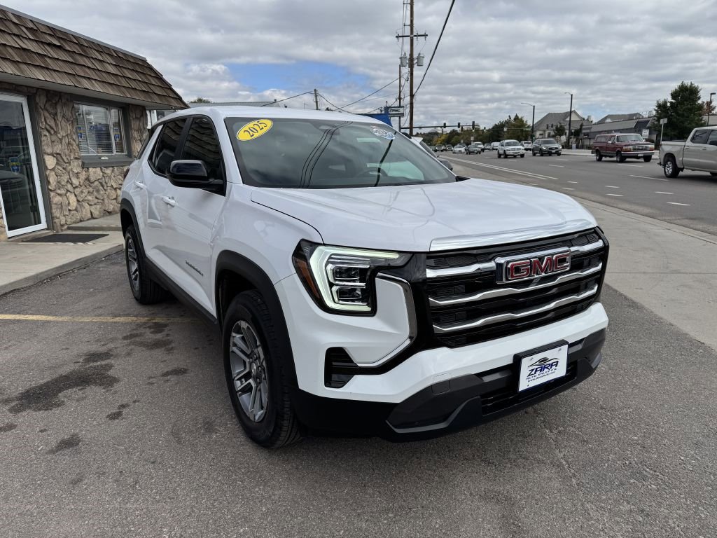 Used 2025 GMC Terrain Elevation image 9