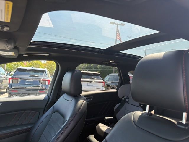 Used 2020 Ford Edge ST-Line FWD image 8