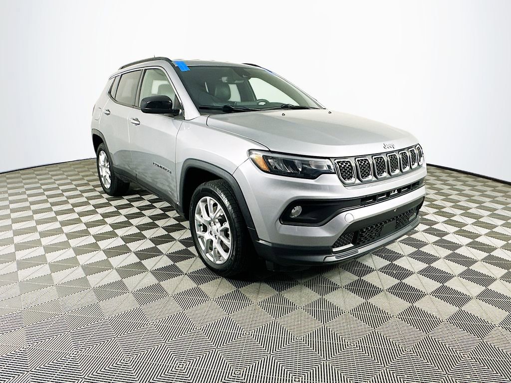 Certified 2024 Jeep Compass Latitude video 2