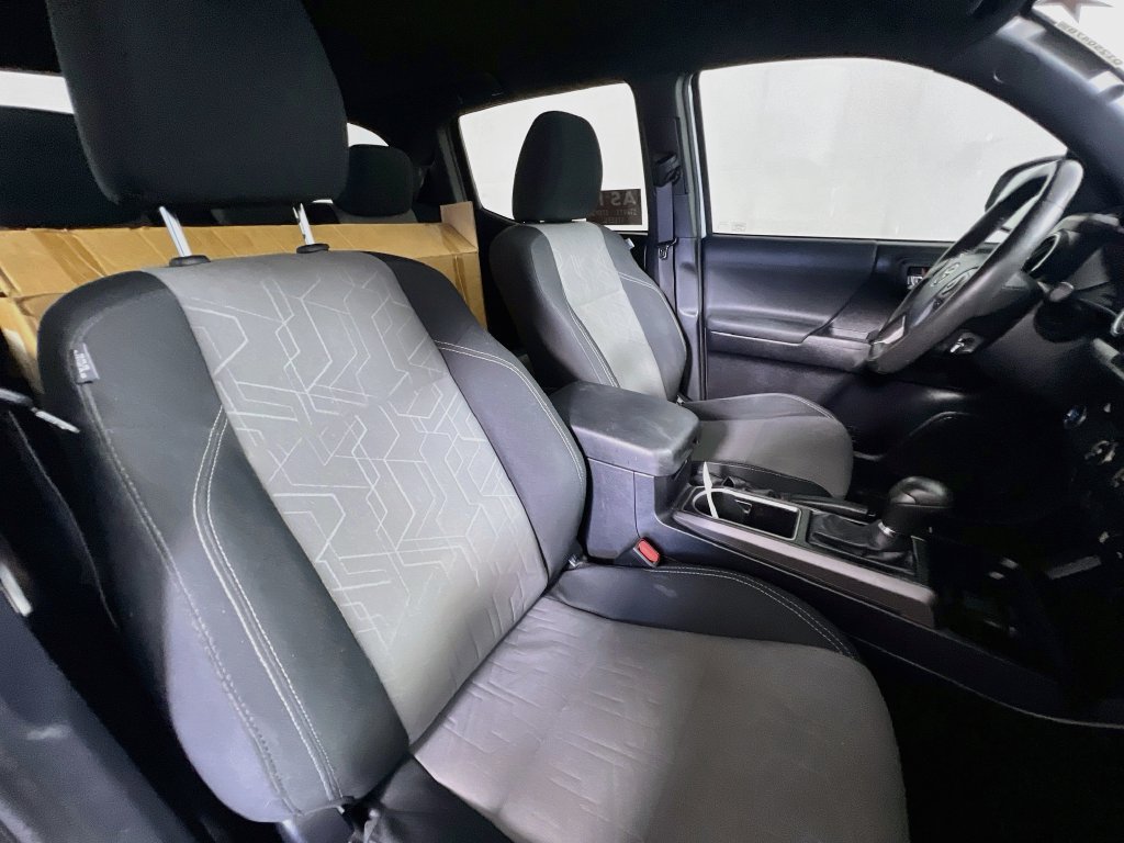 Used 2020 Toyota Tacoma TRD Sport RWD image 26