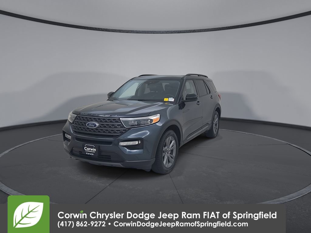 Used 2022 Ford Explorer XLT w/ Equipment Group 202A image 6