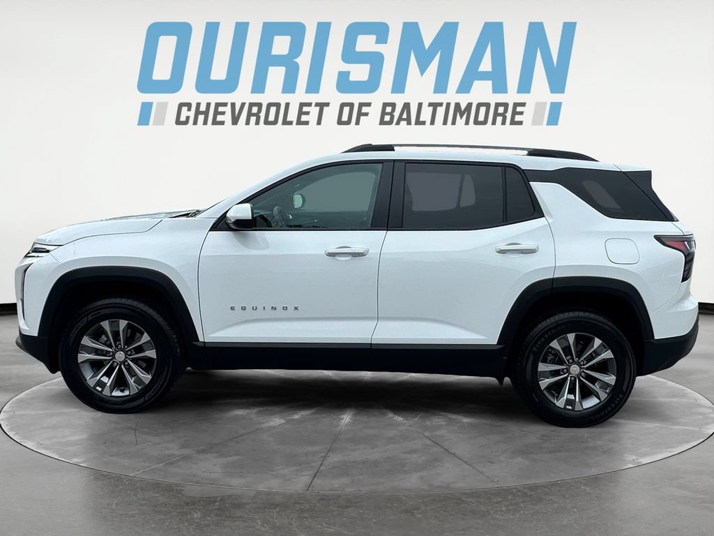 Used 2026 Chevrolet Equinox LT FWD image 3