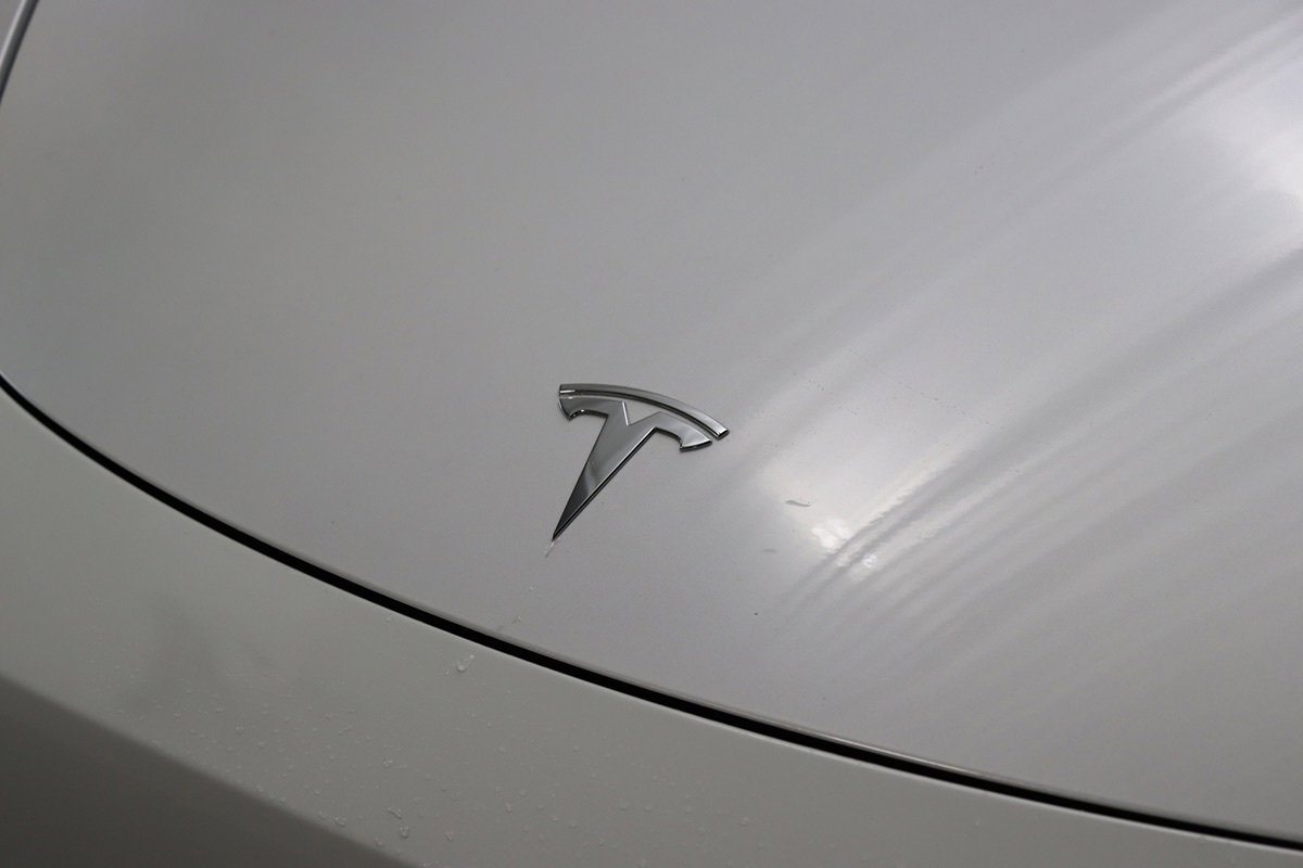 Used 2023 Tesla Model Y Long Range image 3