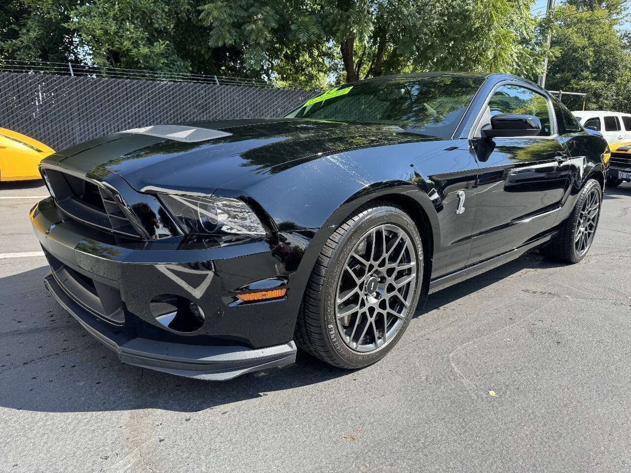 Used 2014 Ford Mustang Shelby GT500 w/ Equipment Group 821A RWD image 1