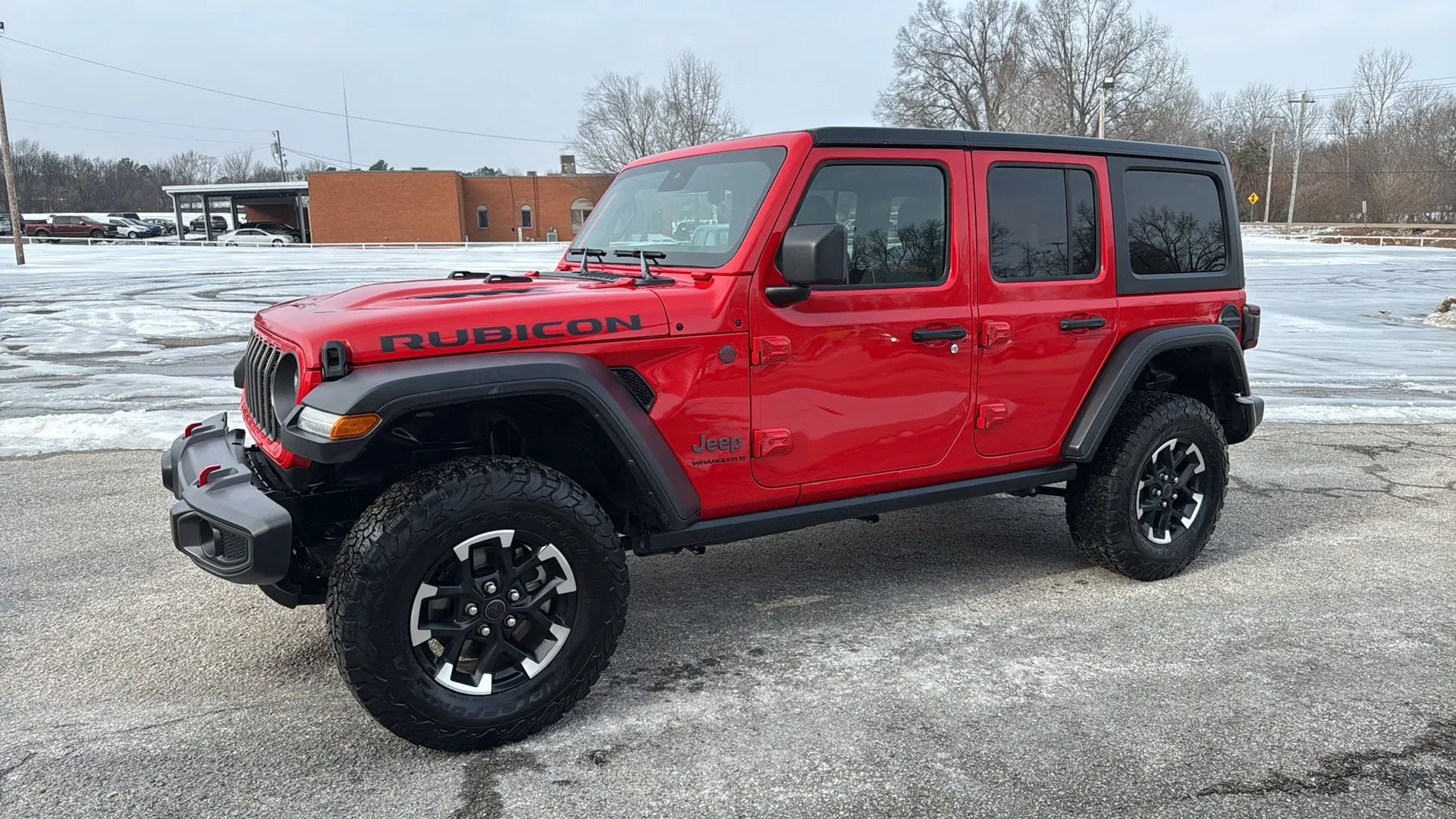 Used 2025 Jeep Wrangler Unlimited Rubicon AWD/4WD image 1