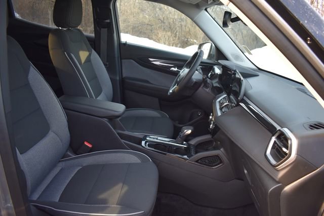 New 2025 Chevrolet TrailBlazer LT w/ Convenience Package image 13