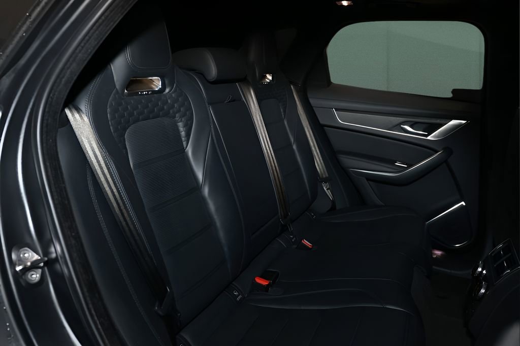 Used 2021 Jaguar F-PACE SVR image 14