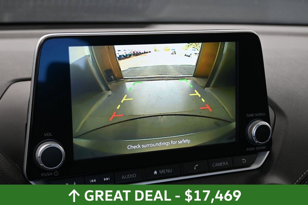 Used 2024 Nissan Sentra SV FWD image 29