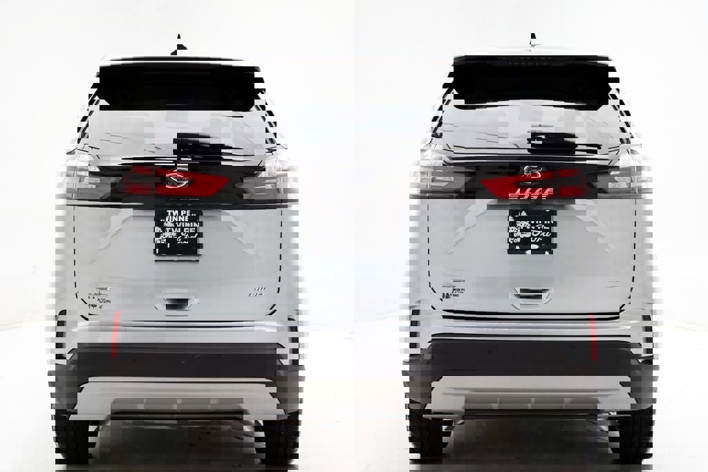 Used 2024 Ford Edge SEL image 8