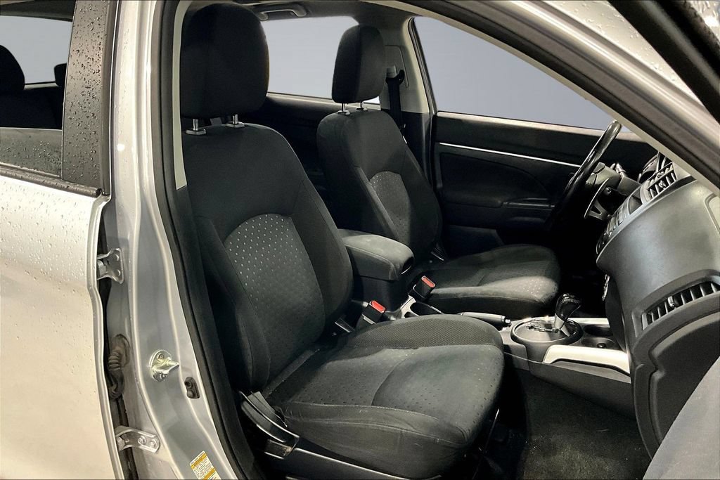 Used 2011 Mitsubishi Outlander Sport SE AWD/4WD image 26