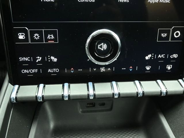 Used 2026 GMC Terrain Elevation w/ Elevation Premium Package AWD/4WD image 14