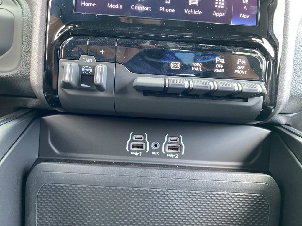 New 2026 RAM 3500 Big Horn image 24