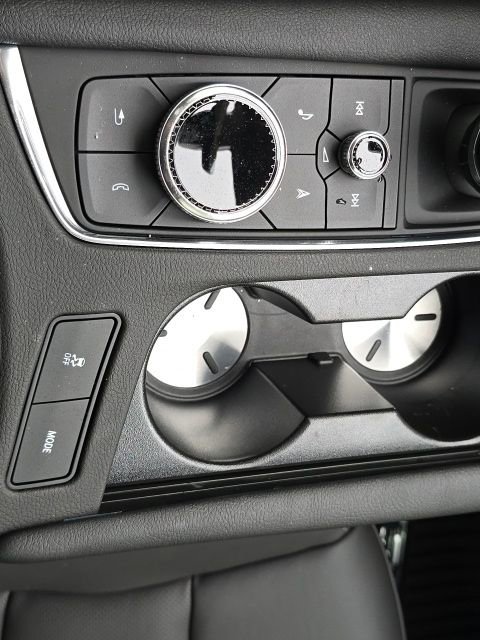 New 2025 Cadillac XT6 Sport w/ Technology Package image 32