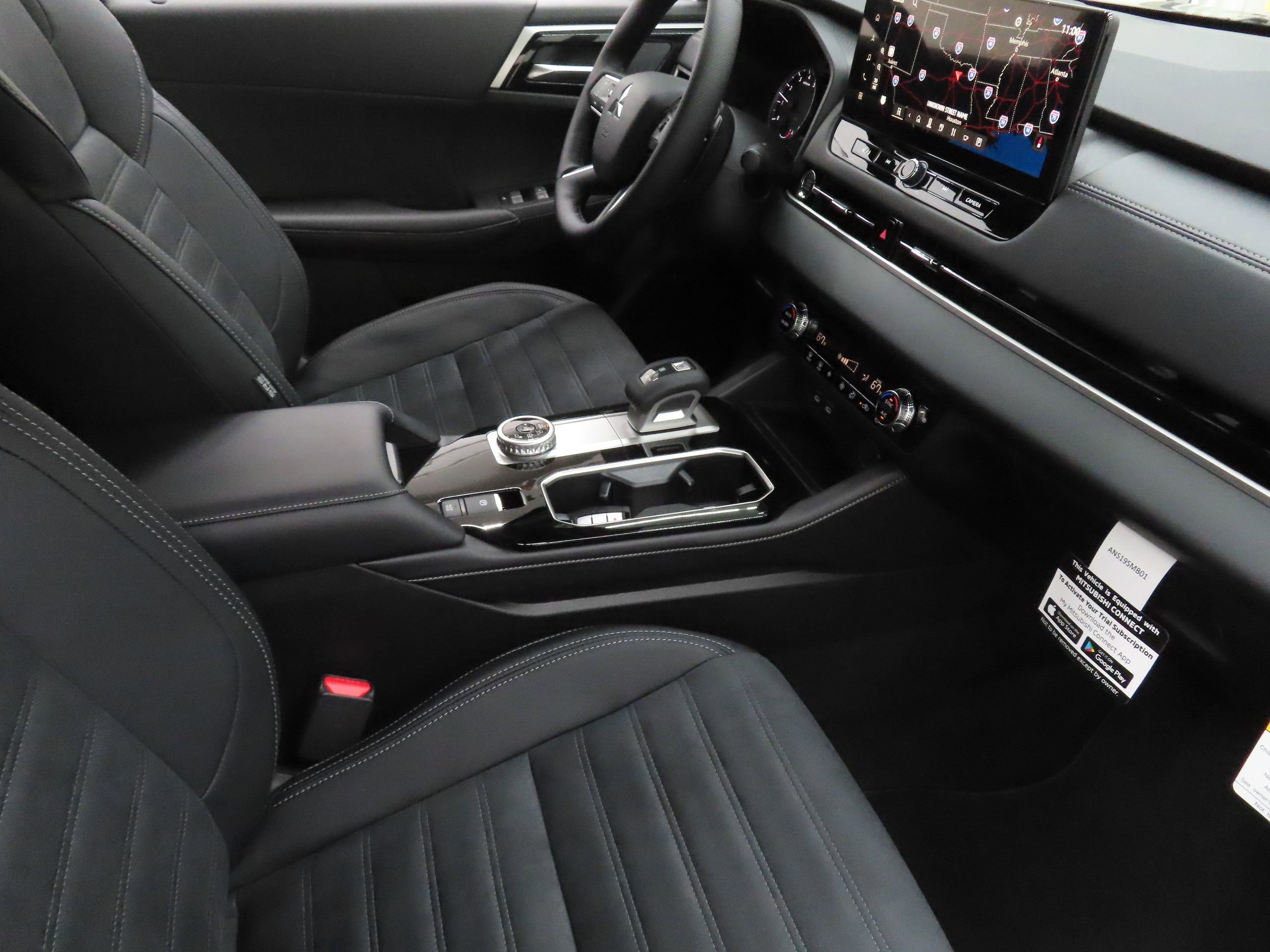 New 2026 Mitsubishi Outlander LE image 24