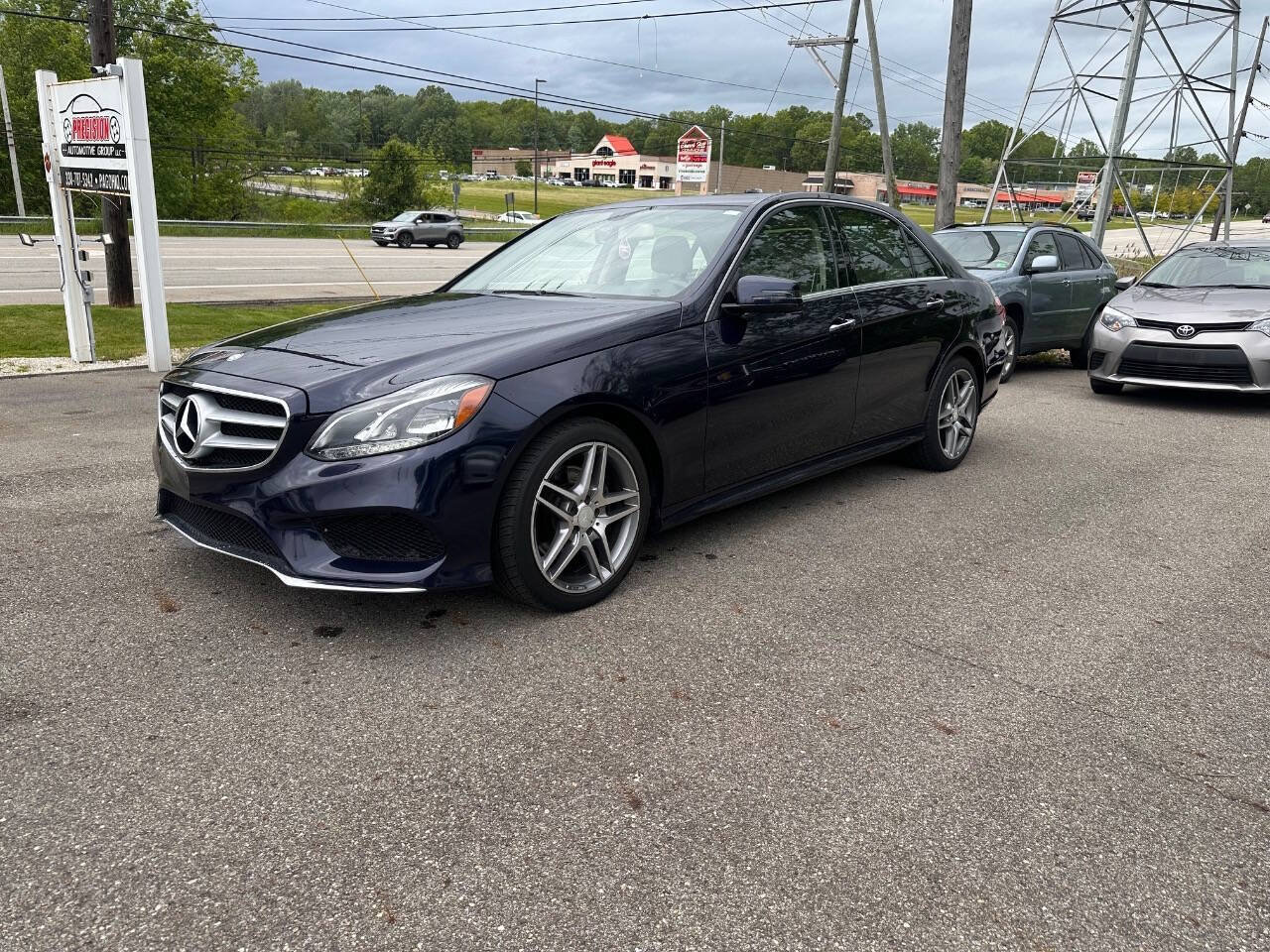 Used 2014 Mercedes-Benz E 350 4MATIC Sedan image 8