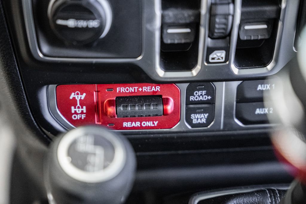 New 2026 Jeep Wrangler Rubicon w/ Dual Top Group image 25