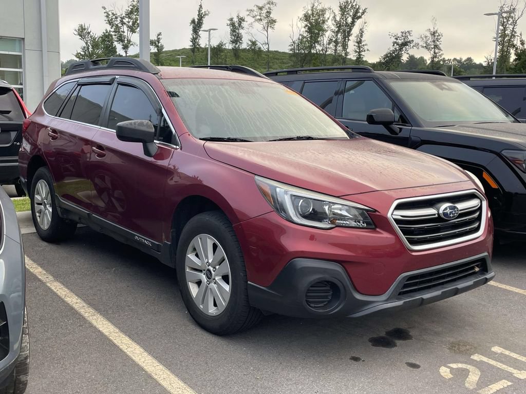 Used 2019 Subaru Outback 2.5i AWD/4WD image 1