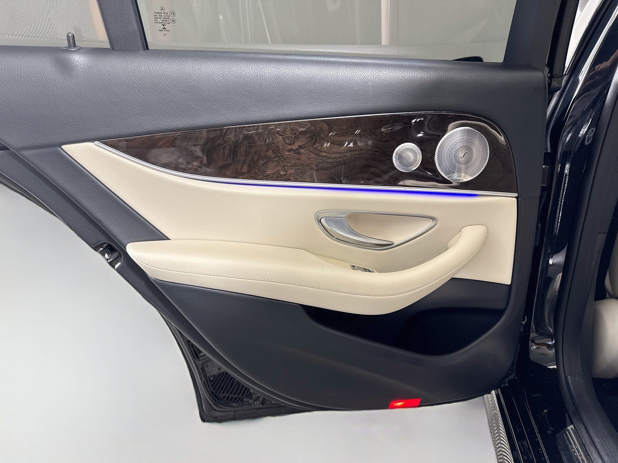 Used 2019 Mercedes-Benz E 300 w/ Premium 1 Package image 26