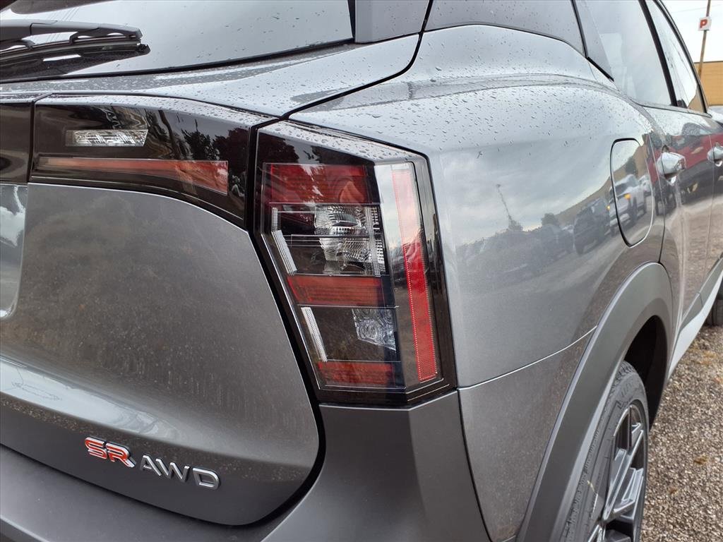 New 2026 Nissan Kicks SR w/ Cold Weather Package image 10