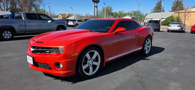 Used 2010 Chevrolet Camaro SS RWD image 3