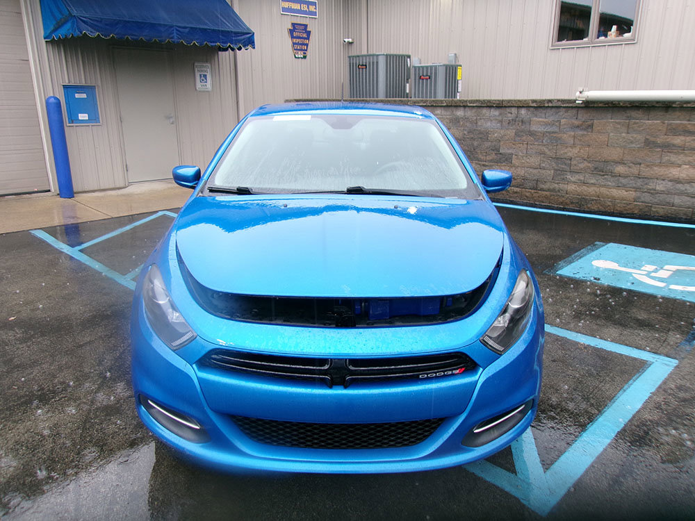 Used 2016 Dodge Dart SXT image 2