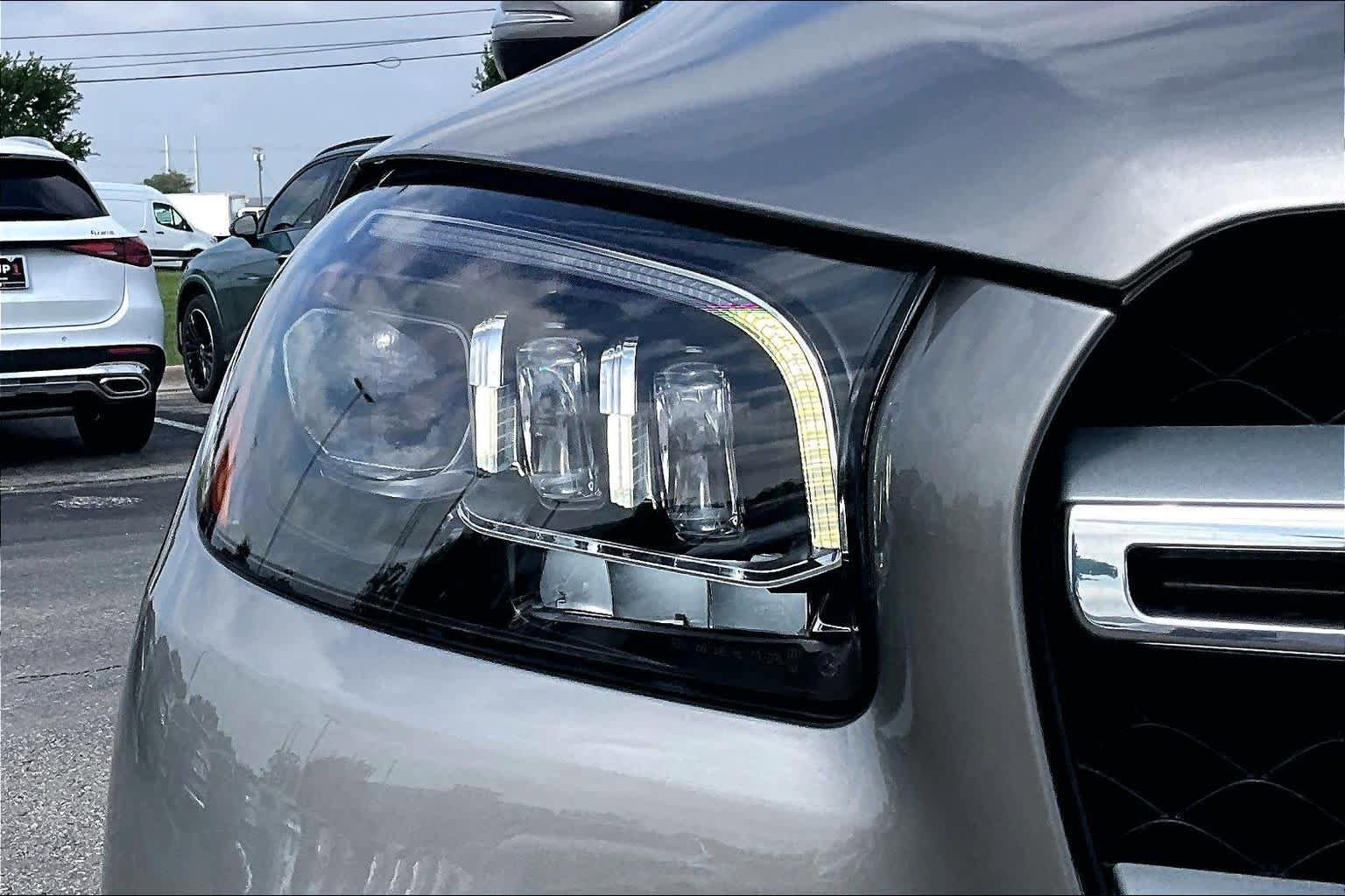 Certified 2023 Mercedes-Benz GLS 450 4MATIC image 28
