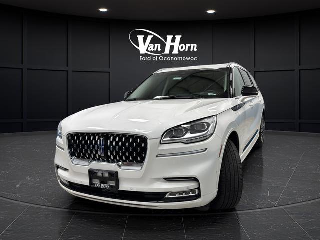Used 2023 Lincoln Aviator Grand Touring w/ Equipment Group 301A AWD/4WD image 3