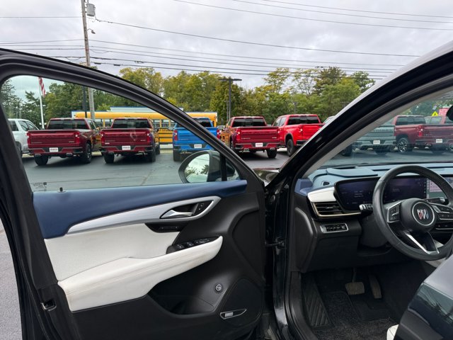 Certified 2024 Buick Envision Avenir AWD/4WD image 23