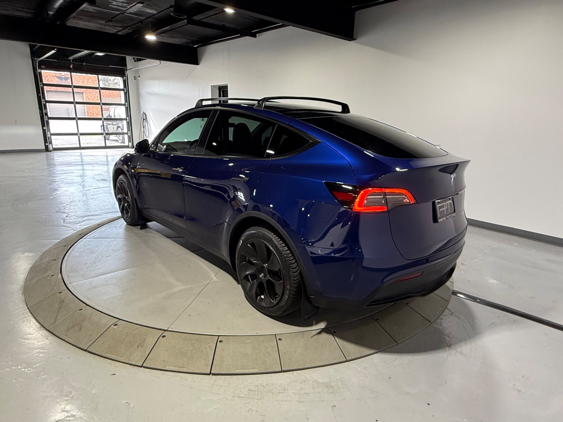 Used 2023 Tesla Model Y Long Range image 6