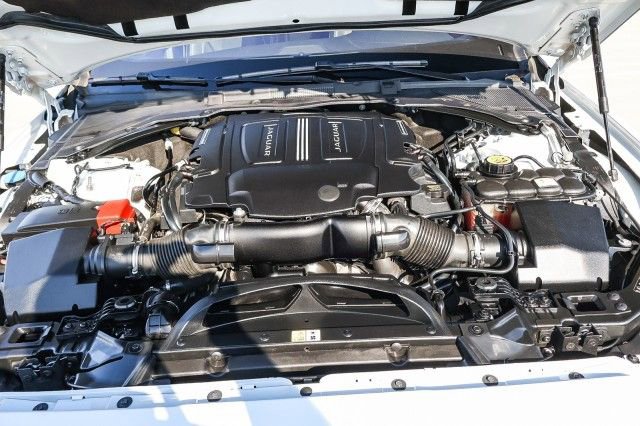 Used 2018 Jaguar XF S image 44