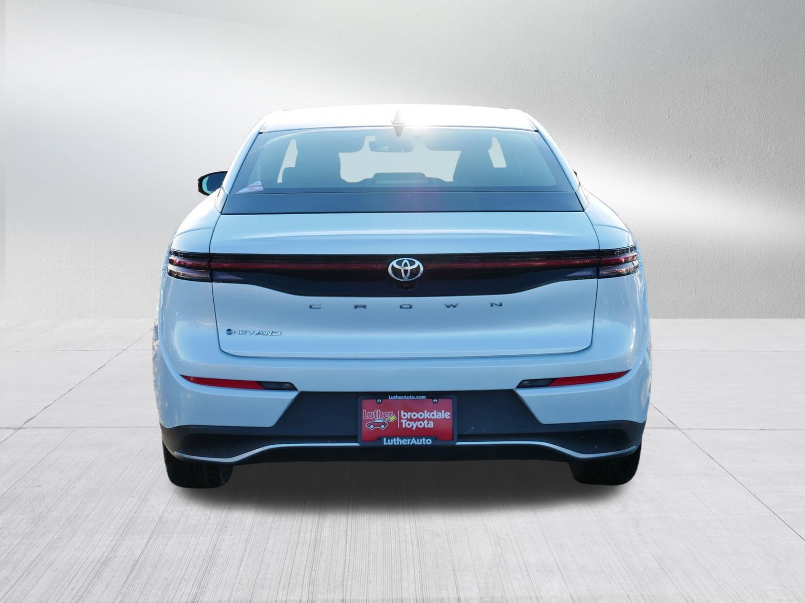 Used 2024 Toyota Crown XLE image 6