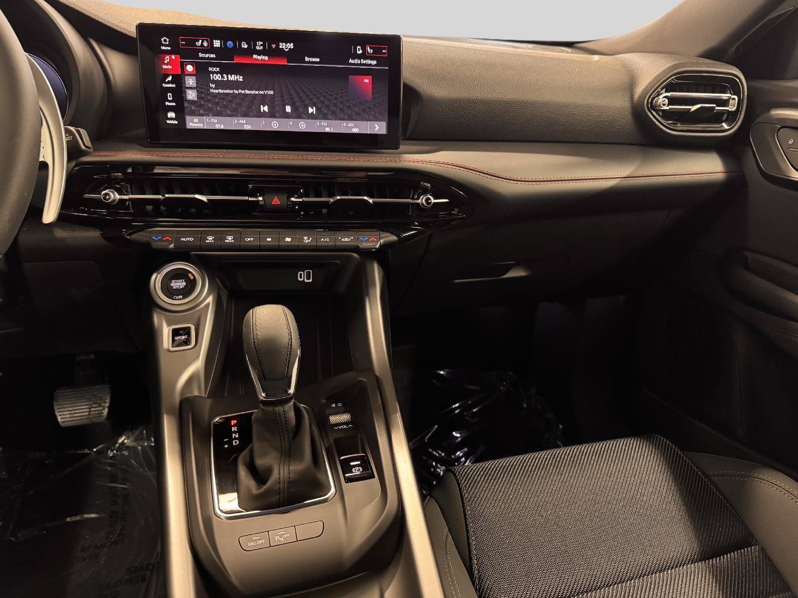 New 2025 Dodge Hornet R/T w/ R/T Blacktop Package AWD/4WD image 18