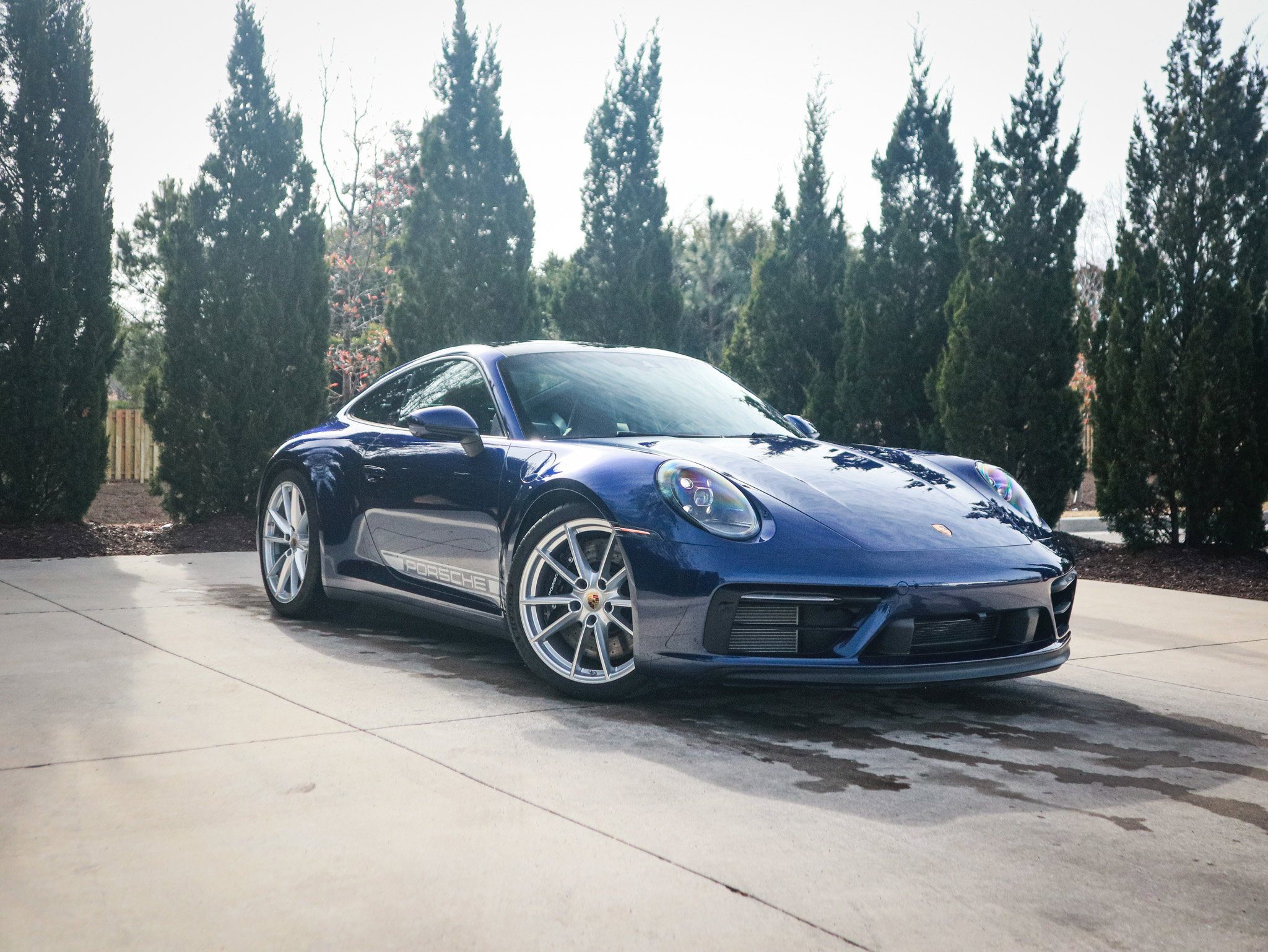 Used 2024 Porsche 911 Carrera GTS image 2