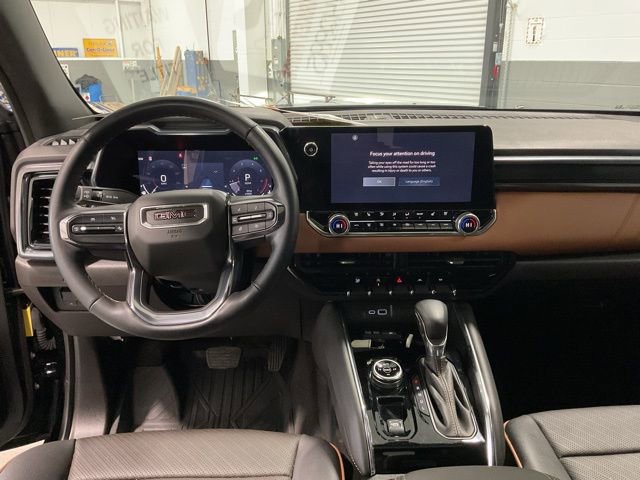 Used 2024 GMC Canyon AT4 w/ AT4 Premium Package image 12