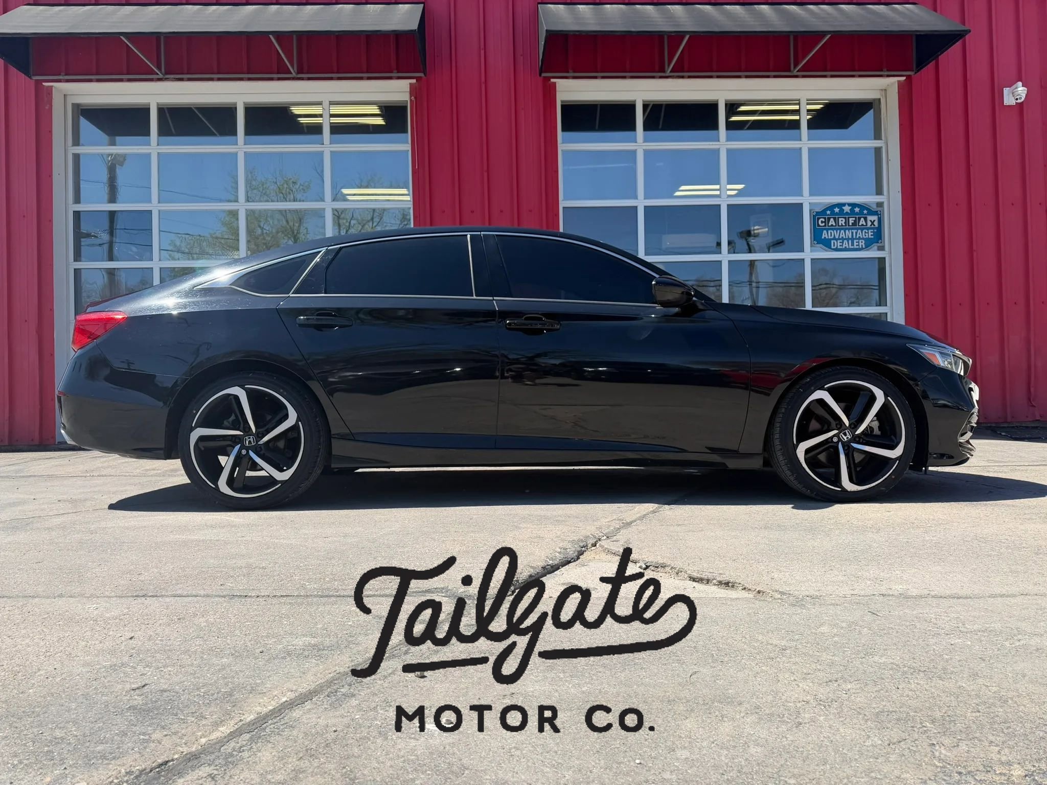 Used 2018 Honda Accord Sport image 1