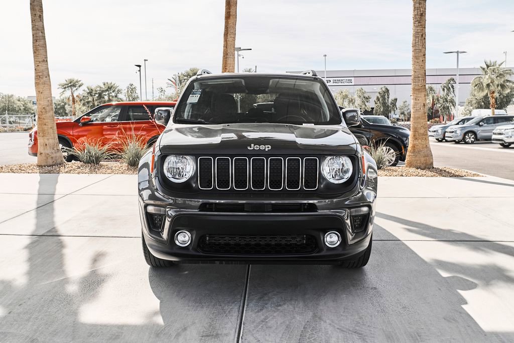 Used 2020 Jeep Renegade Latitude w/ UConnect 8.4 Nav Group AWD/4WD image 6
