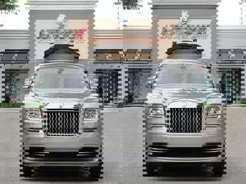 Used 2016 Rolls-Royce Wraith image 2