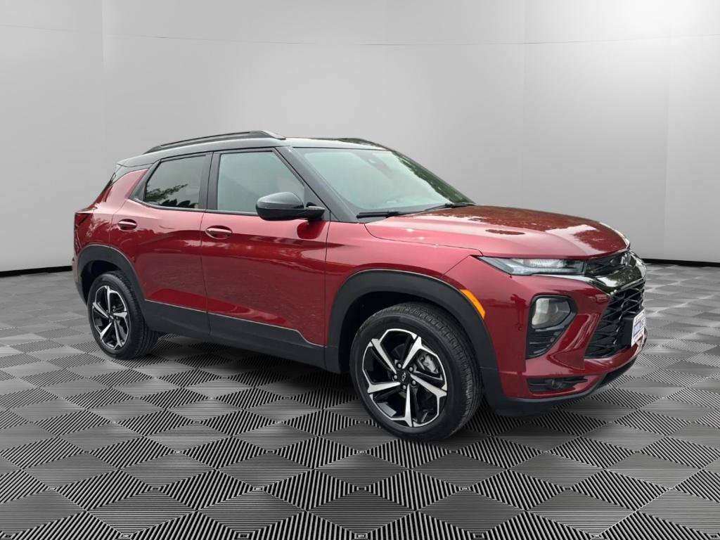 Used 2023 Chevrolet TrailBlazer RS w/ Convenience Package AWD/4WD image 2