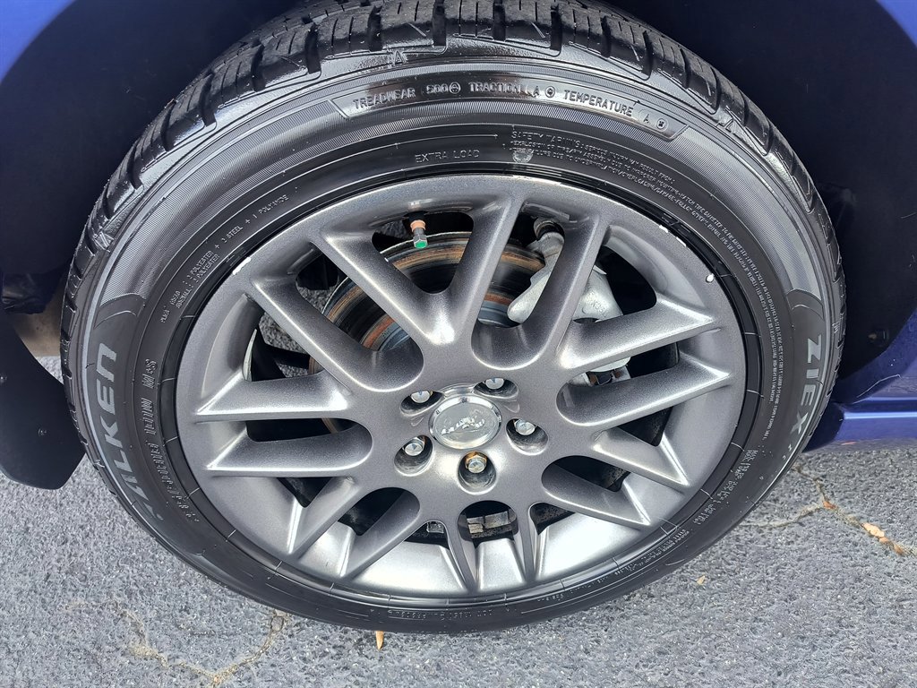 Used 2013 Ford Mustang Premium image 11